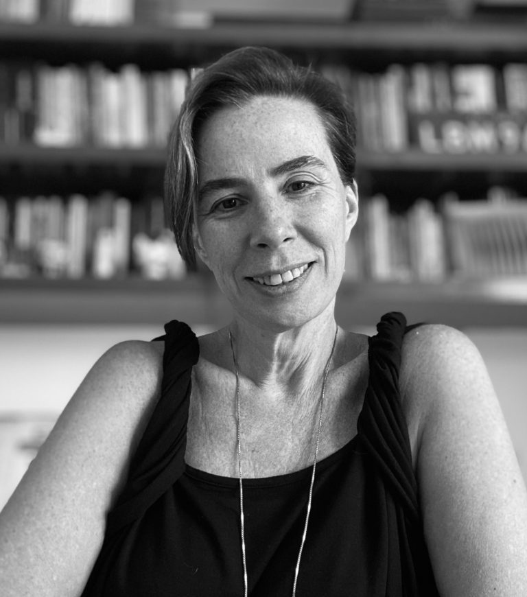 LUCIANA BOAL MARINHO